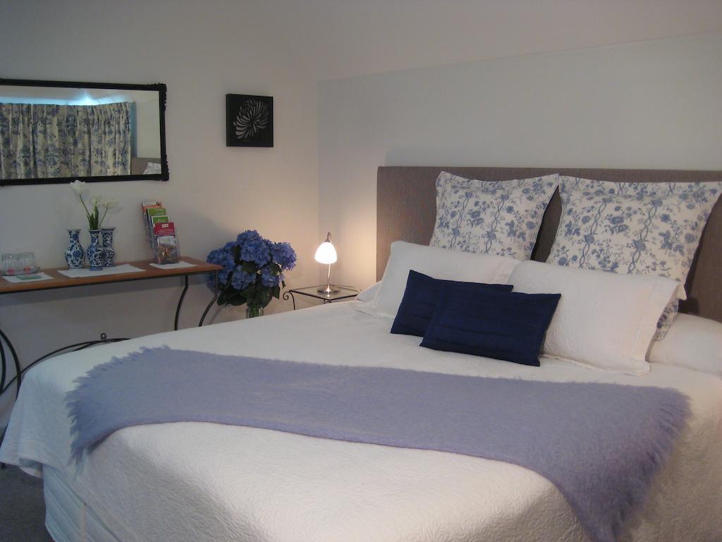 Finlay Banks Boutique Bed & Breakfast Крайстчърч Екстериор снимка