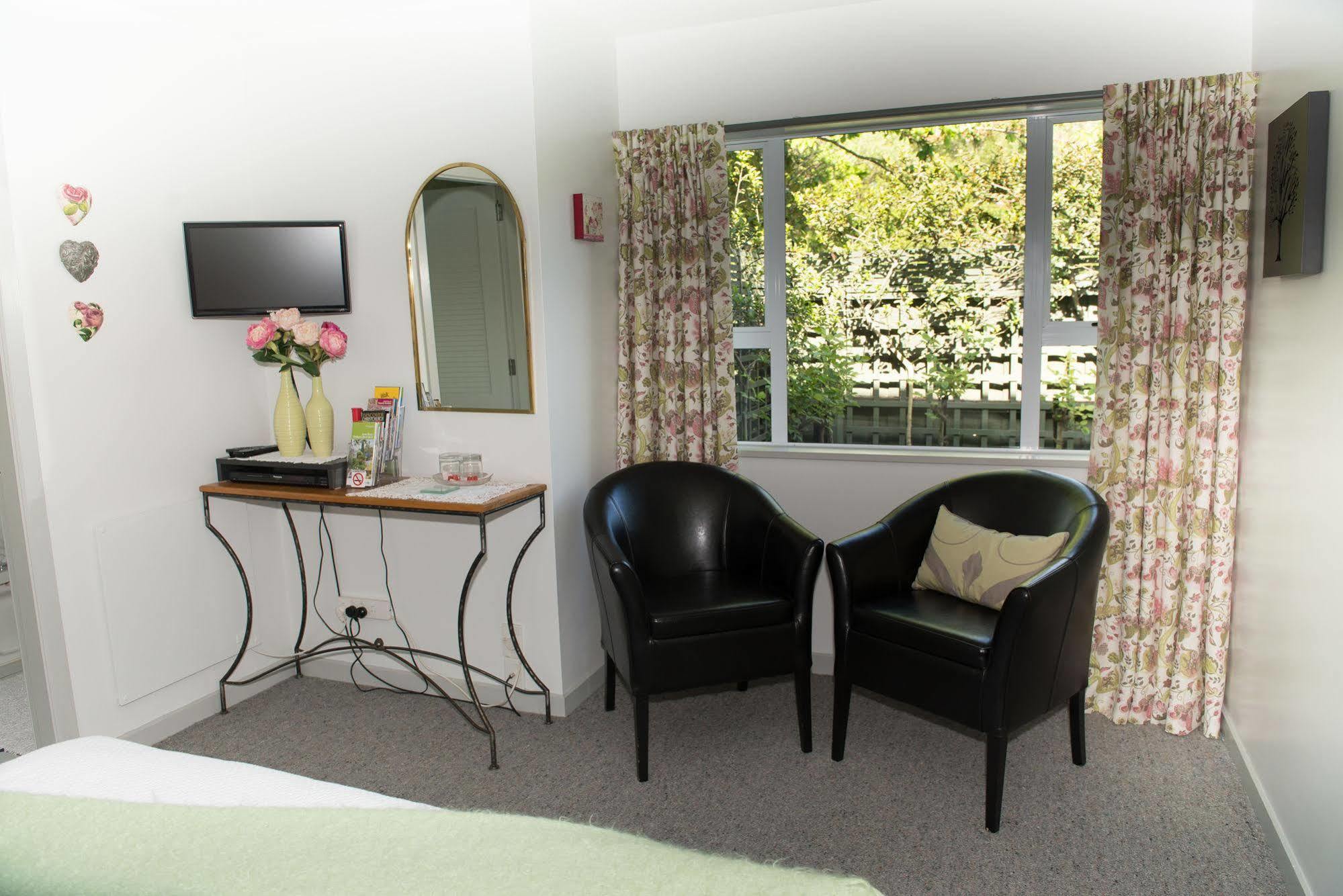 Finlay Banks Boutique Bed & Breakfast Крайстчърч Екстериор снимка